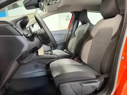 Photo 10 Renault Clio Gén. V (BJA) Ph1 NG Evolution 5