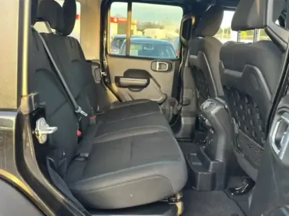 Photo 9 Jeep Wrangler  Unlimited 2.0 T 380ch 4xe Rubicon Rock-Trac