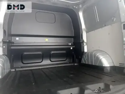 Photo 11 Ford Custom Gén. II Ph1 Trail 1