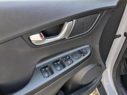 Photo 7 Hyundai Kona  1.6 GDi 141ch Hybrid Intuitive DCT-6