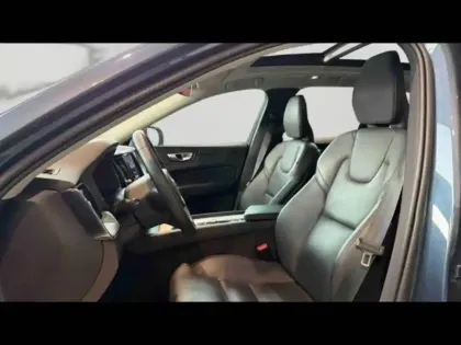 Photo 25 Volvo XC60  T6 Hybride Rechargeable 253 + 145ch Plus Style Chrome Geartronic 8 AWD