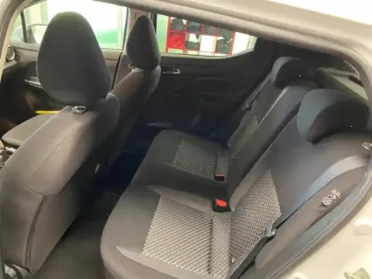 Photo 7 Nissan Micra  1.0 IG-T 100ch Made in France 2020