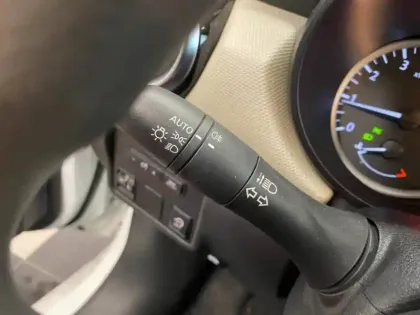 Photo 11 Nissan Micra  1.0 IG-T 100ch Made in France 2020