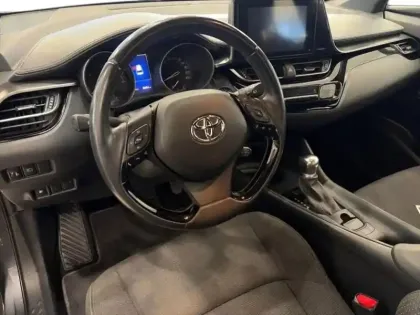 Photo 10 Toyota C-HR  122h Dynamic 2WD E-CVT MC19