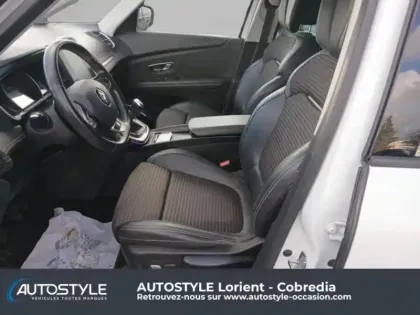 Photo 11 Renault Scenic  1.5 dCi 110ch energy Bose eco² Euro6 2015