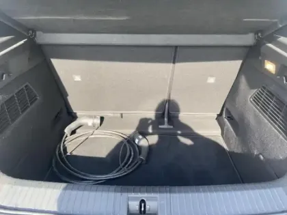 Photo 13 Renault Megane  E-Tech Electric EV60 220ch Iconic super charge