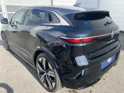 Photo 5 Renault Megane  E-Tech Electric EV60 220ch Iconic super charge