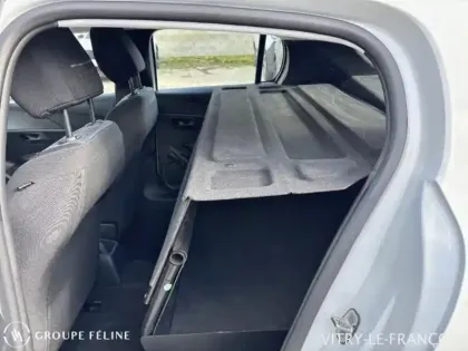 Photo 9 Peugeot 208  Affaire 1.5 BlueHDi 100 Premium