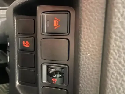 Photo 14 Nissan Qashqai  1.3 DIG-T 140ch N-Connecta Euro6d-T