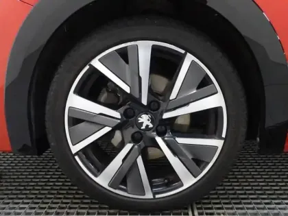 Photo 9 Peugeot 208  1.2 PureTech 130ch S&S GT Line EAT8