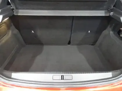 Photo 8 Peugeot 208  1.2 PureTech 130ch S&S GT Line EAT8