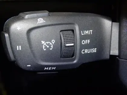 Photo 14 Peugeot 208  1.2 PureTech 130ch S&S GT Line EAT8