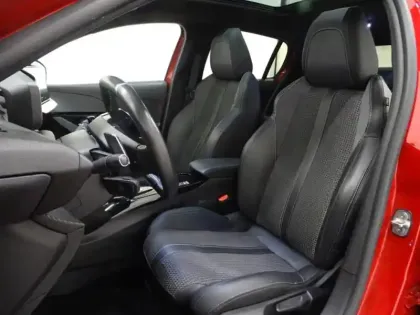 Photo 6 Peugeot 208  1.2 PureTech 130ch S&S GT Line EAT8