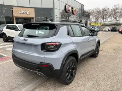 Photo 5 Jeep Avenger Gén. I Ph1 Upland 5