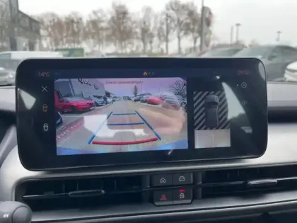 Photo 8 Jeep Avenger Gén. I Ph1 Upland 5