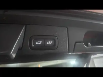 Photo 15 Volvo Xc60  T6 Hybride Rechargeable 253 + 145ch Plus Style Chrome Geartronic 8 AWD