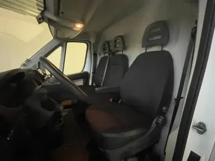 Photo 10 Peugeot Boxer  Fg L2H2 3.3 140ch BlueHDi S&S