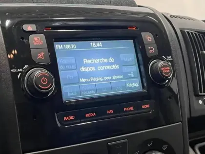 Photo 5 Peugeot Boxer  Fg L2H2 3.3 140ch BlueHDi S&S