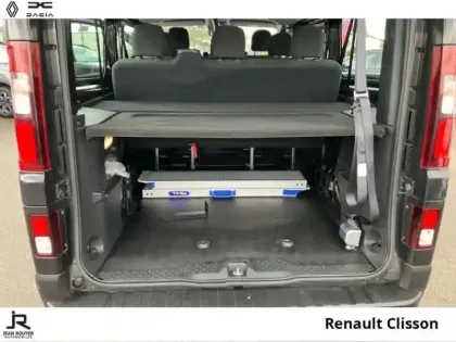 Photo 9 Renault Trafic  Combi Grand 2.0 Blue dCi 150ch Evolution 9 places + Navigation + Caméra