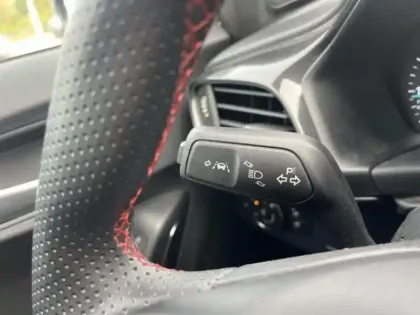 Photo 14 Ford Puma  1.0 Flexifuel 125ch S&S mHEV ST-Line