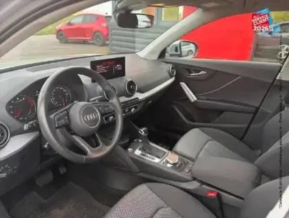 Photo 14 Audi Q2  35 TFSI 150ch Advanced S tronic 7  Siege chauf Camera