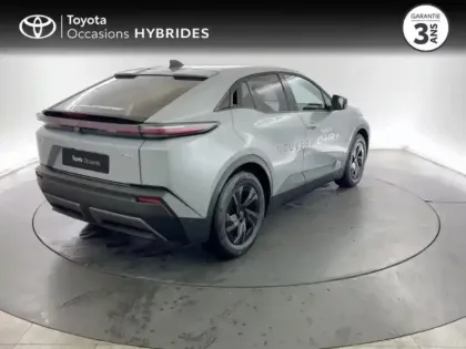 Photo 6 Toyota C-HR + 224ch 77kWh Design Grande Autonomie