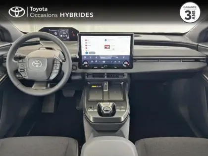 Photo 9 Toyota C-HR + 224ch 77kWh Design Grande Autonomie