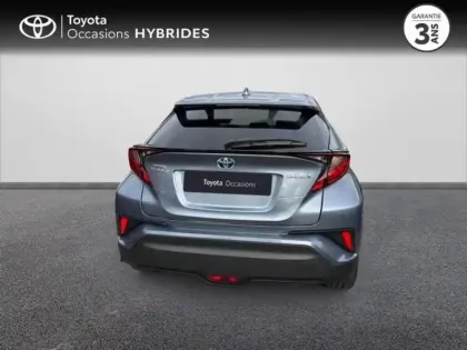 Photo 18 Toyota C-HR  1.8 Hybride 122ch Design E-CVT