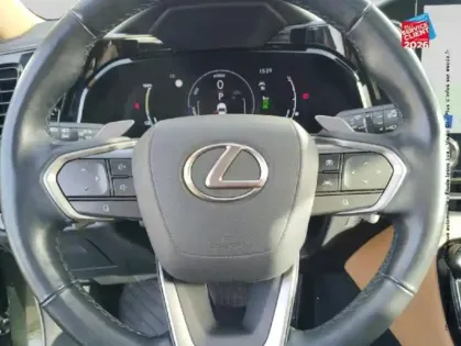 Photo 11 Lexus Nx  450h+ Executive 4WD MY24 TOuvrant Siege chauf ventil Volant chauf Camera