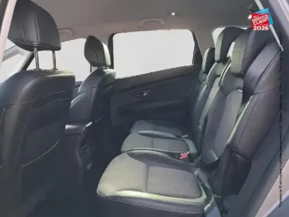 Photo 10 Renault Scenic Grand  1.3 TCe 140ch Techno EDC 7 places