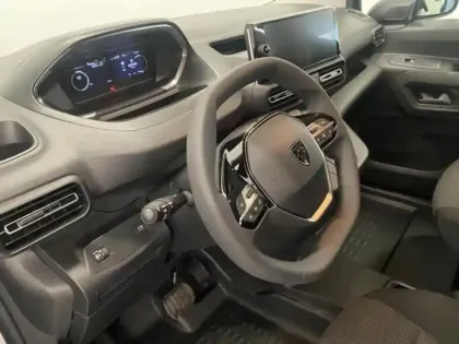 Photo 14 Peugeot Partner  XL BlueHDi 130ch S&S Cabine Approfondie EAT8