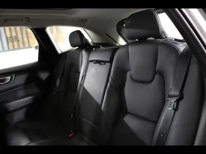 Photo 14 Volvo Xc60  T6 Hybride Rechargeable 253 + 145ch Plus Style Chrome Geartronic 8 AWD