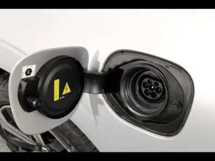 Photo 9 Volvo Xc60  T6 Hybride Rechargeable 253 + 145ch Plus Style Chrome Geartronic 8 AWD