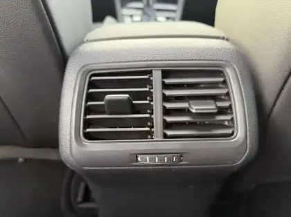 Photo 10 Volkswagen Golf  1.4 TSI 204ch Hybride Rechargeable GTE DSG6 Euro6d-T 5p 8cv