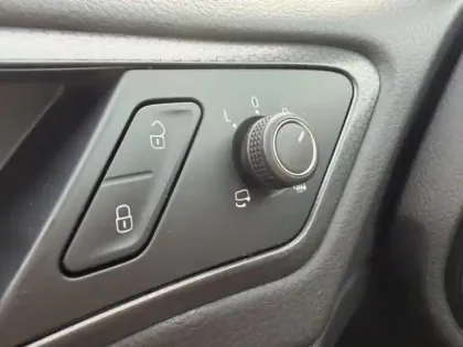 Photo 19 Volkswagen Golf  1.4 TSI 204ch Hybride Rechargeable GTE DSG6 Euro6d-T 5p 8cv