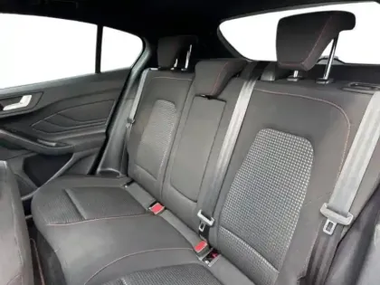 Photo 7 Ford Focus  1.0 Flexifuel mHEV 125ch ST-Line X Powershift