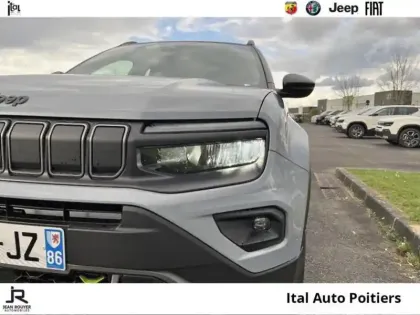 Photo 11 Jeep Avenger  1.2 Turbo T3 145ch MHEV Upland BVR6 4xe