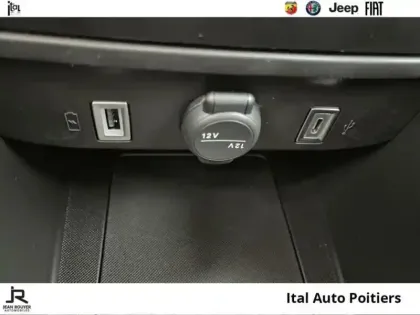 Photo 13 Jeep Avenger  1.2 Turbo T3 145ch MHEV Upland BVR6 4xe