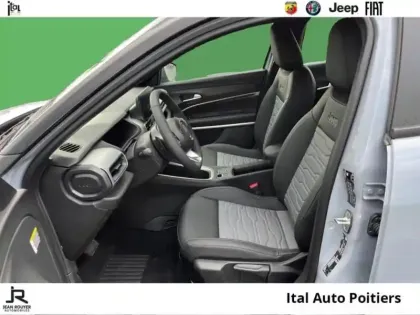 Photo 8 Jeep Avenger  1.2 Turbo T3 145ch MHEV Upland BVR6 4xe