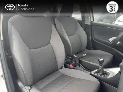 Photo 5 Toyota Yaris  120 VVT-i Dynamic 5p MY22