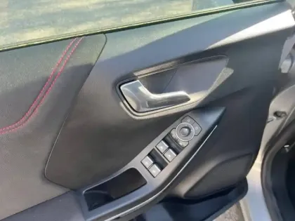 Photo 13 Ford Puma  1.0 Flexifuel 125ch S&S mHEV ST-Line