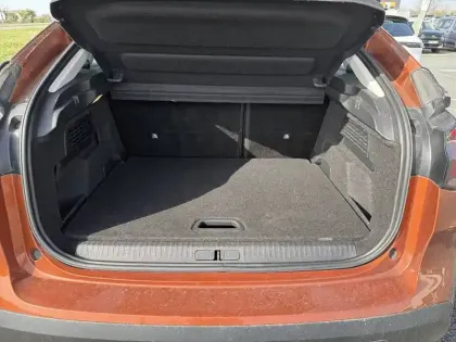 Photo 5 Citroën C4 e- 136 ch Automatique