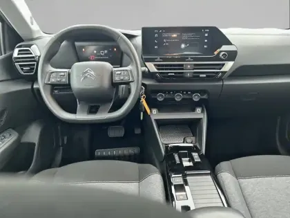 Photo 47 Citroën C4 e- 136 ch Automatique