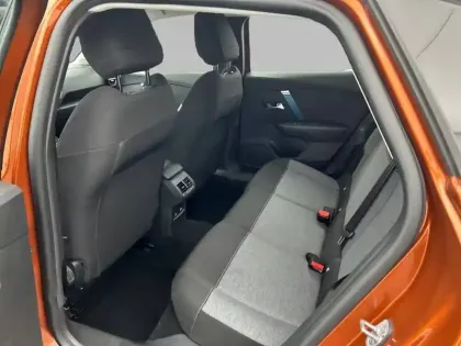 Photo 51 Citroën C4 e- 136 ch Automatique