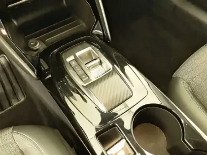 Photo 55 Peugeot 208  PureTech 100 S&S EAT8