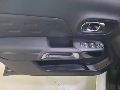 Photo 40 Citroën C5 aircross Gén. I Ph2 NG MAX 5