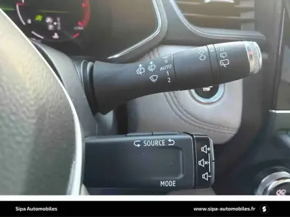 Photo 22 Renault Captur  Blue dCi 115 EDC