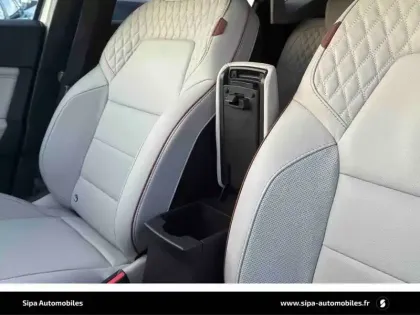 Photo 37 Renault Captur  Blue dCi 115 EDC