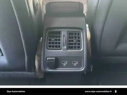 Photo 41 Renault Captur  Blue dCi 115 EDC