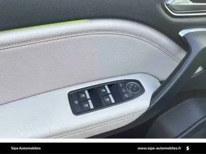 Photo 33 Renault Captur  Blue dCi 115 EDC